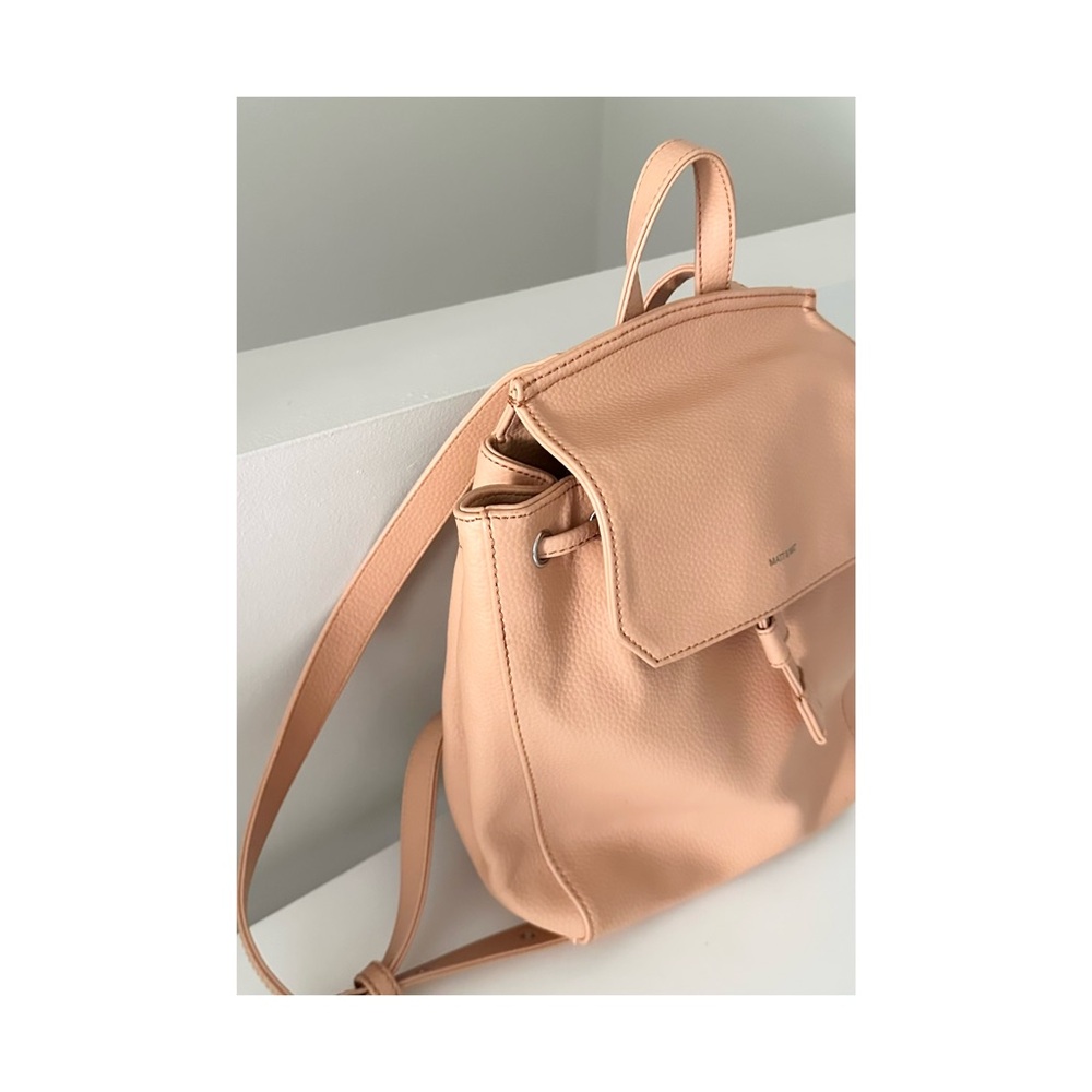 Matt & Nat Peach Vegan Leather Backpack - Picture 4 of 5